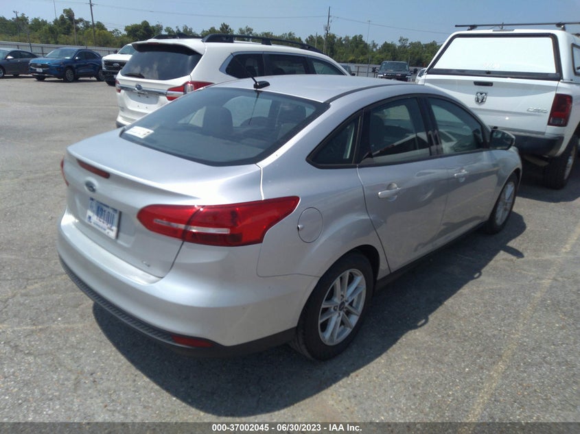 VIN 1FADP3F21HL319947 2017 FORD FOCUS SE