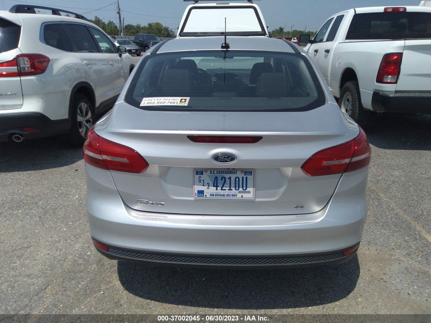 VIN 1FADP3F21HL319947 2017 FORD FOCUS SE