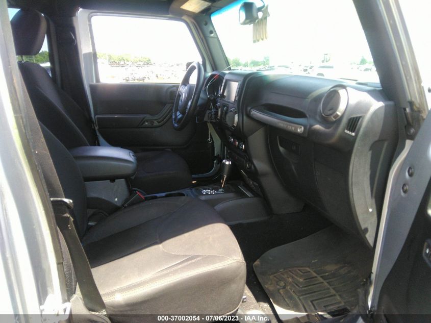 2015 JEEP WRANGLER UNLIMITED SPORT - 1C4BJWDG9FL588830