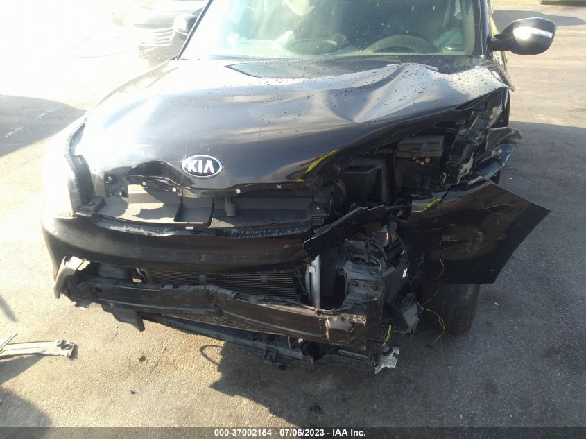 2014 KIA SOUL + - KNDJP3A59E7074768