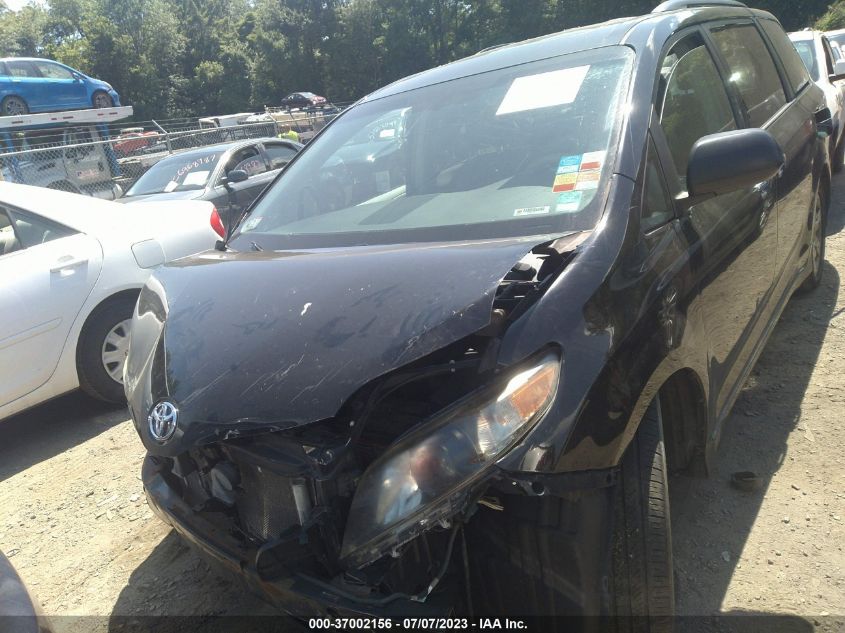 2013 TOYOTA SIENNA SE - 5TDXK3DC2DS281140