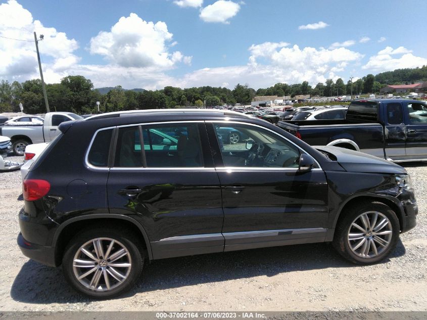 2016 VOLKSWAGEN TIGUAN SE - WVGBV7AX5GW586759