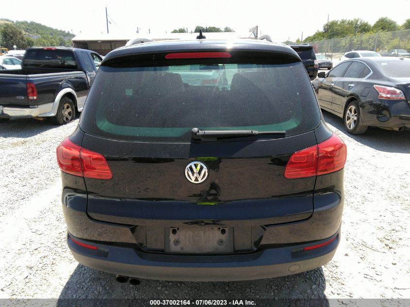 2016 VOLKSWAGEN TIGUAN SE - WVGBV7AX5GW586759