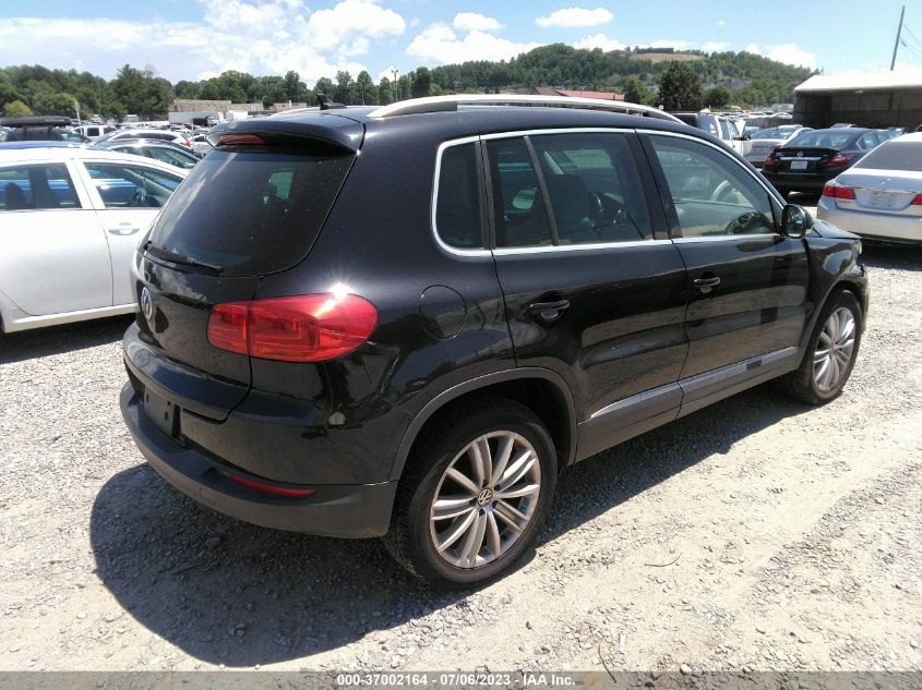 2016 VOLKSWAGEN TIGUAN SE - WVGBV7AX5GW586759