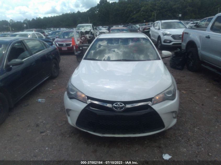 2017 TOYOTA CAMRY SE - 4T1BF1FK0HU370127