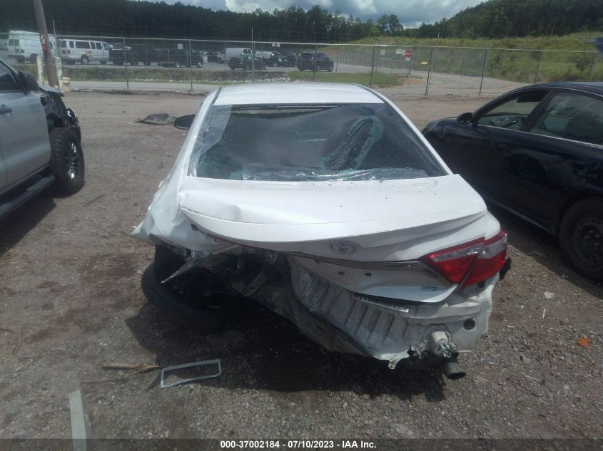 2017 TOYOTA CAMRY SE - 4T1BF1FK0HU370127
