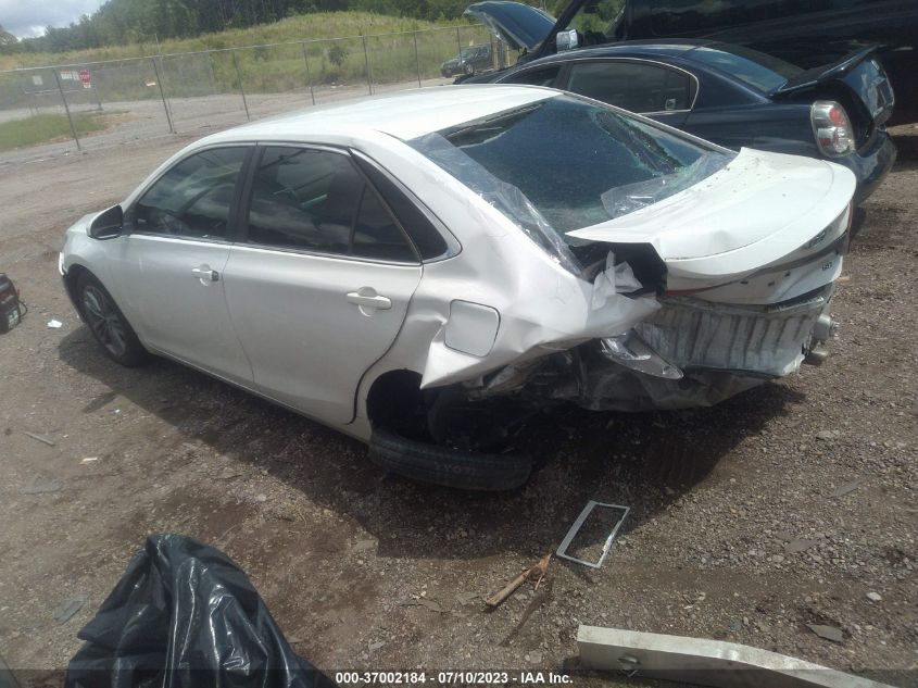 2017 TOYOTA CAMRY SE - 4T1BF1FK0HU370127