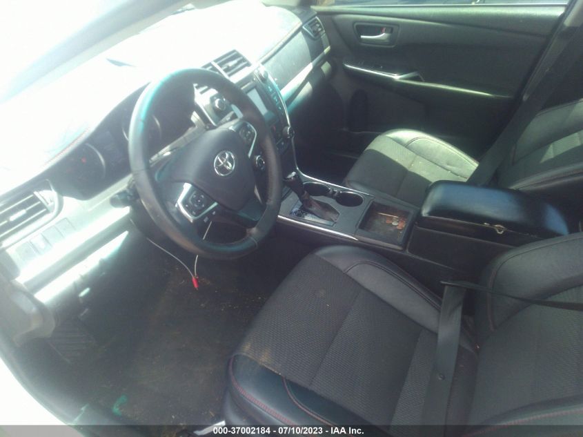 2017 TOYOTA CAMRY SE - 4T1BF1FK0HU370127