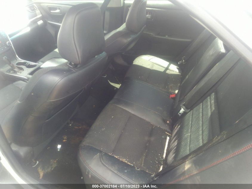 2017 TOYOTA CAMRY SE - 4T1BF1FK0HU370127