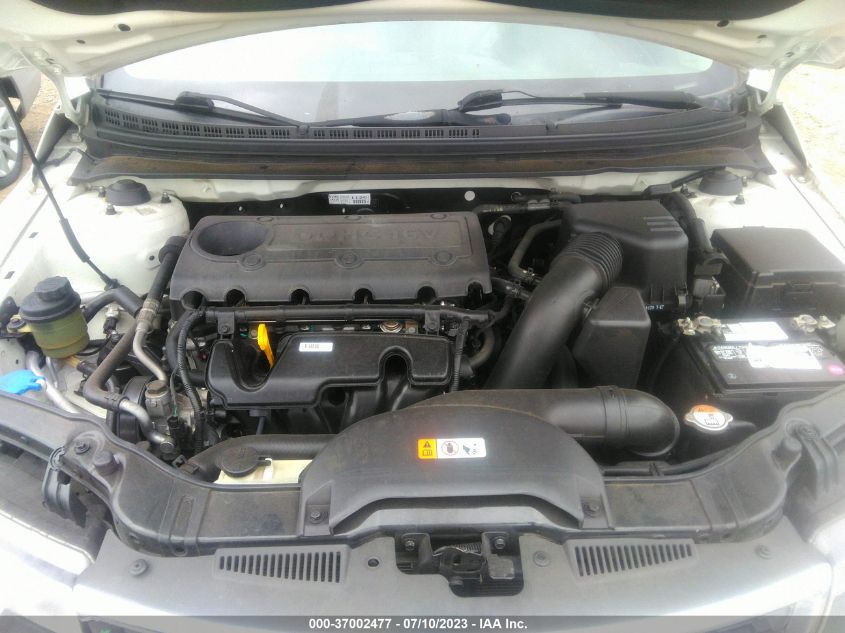 2013 KIA FORTE LX - KNAFT4A28D5721035