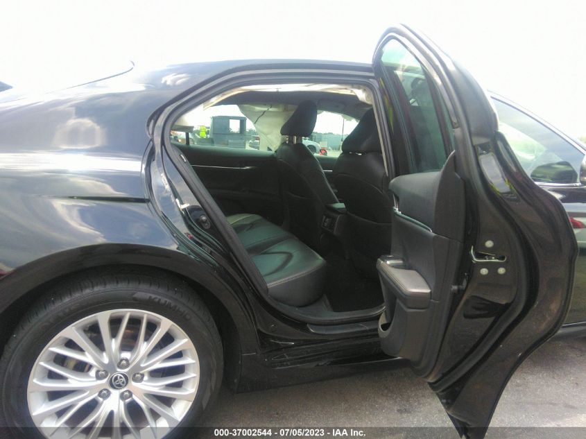 2020 TOYOTA CAMRY XLE - 4T1F11AK4LU393510