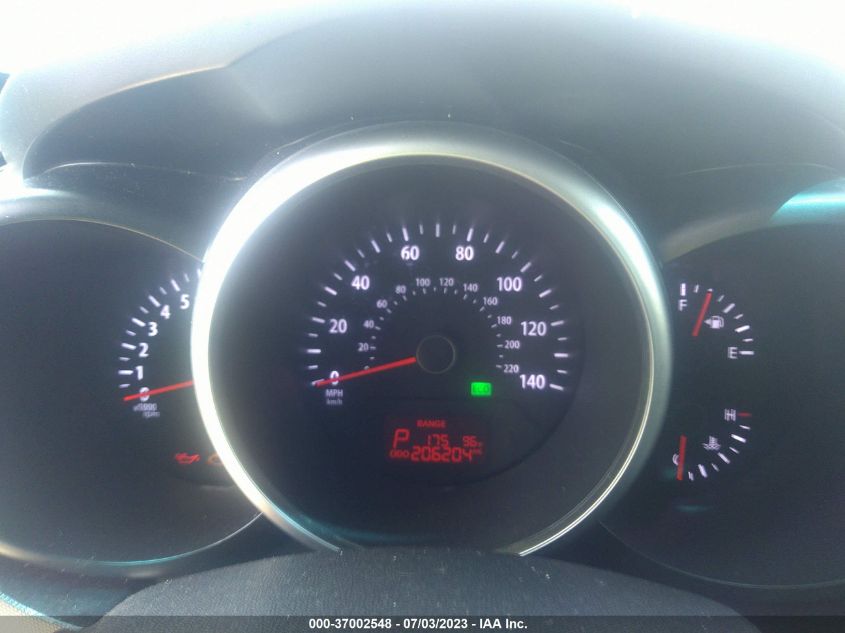 2013 KIA SOUL + - KNDJT2A60D7589137