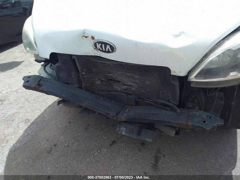 2013 KIA SOUL + - KNDJT2A63D7547187
