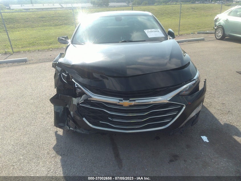 VIN 1G1ZD5ST5KF138593 2019 CHEVROLET MALIBU LT