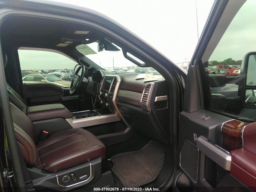 2017 FORD SUPER DUTY F-250 SRW LARIAT/PLATINUM - 1FT7W2BT8HEC00512