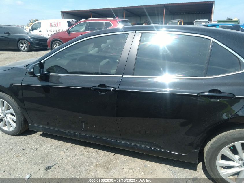 2022 TOYOTA CAMRY LE - 4T1C11AK1NU663069