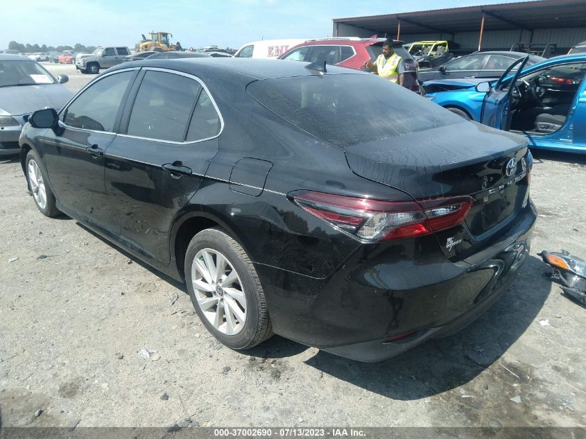 2022 TOYOTA CAMRY LE - 4T1C11AK1NU663069