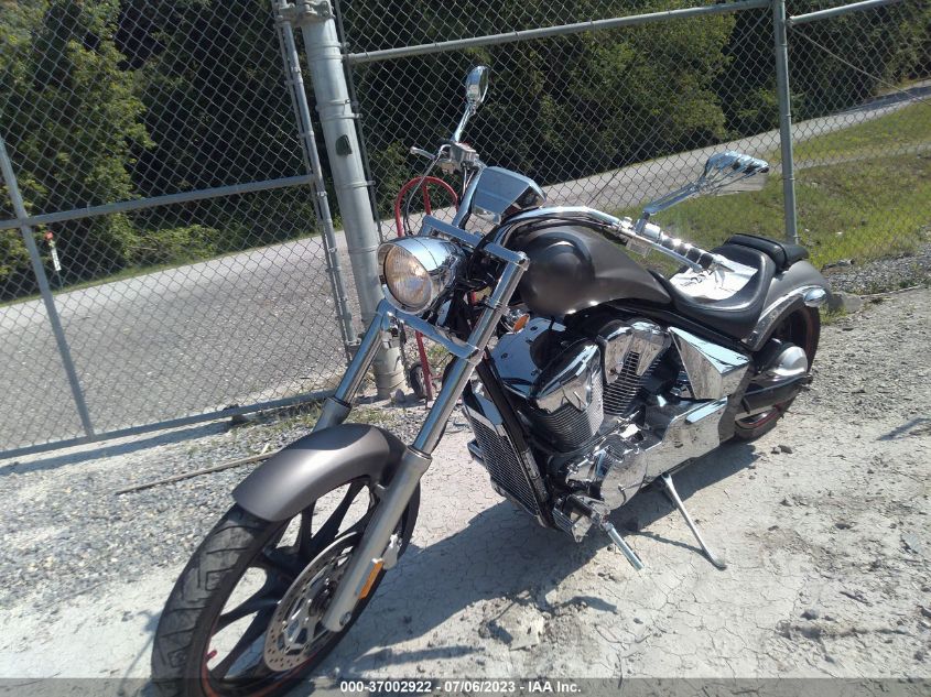 2010 HONDA VT1300 CX JH2SC6152AK000172