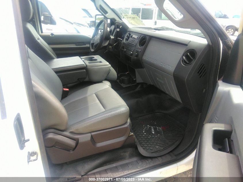 2015 FORD SUPER DUTY F-250 SRW XLT/XL/LARIAT - 1FT7X2A63FEA82696