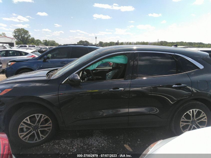 2022 FORD ESCAPE SEL - 1FMCU9H62NUB26757