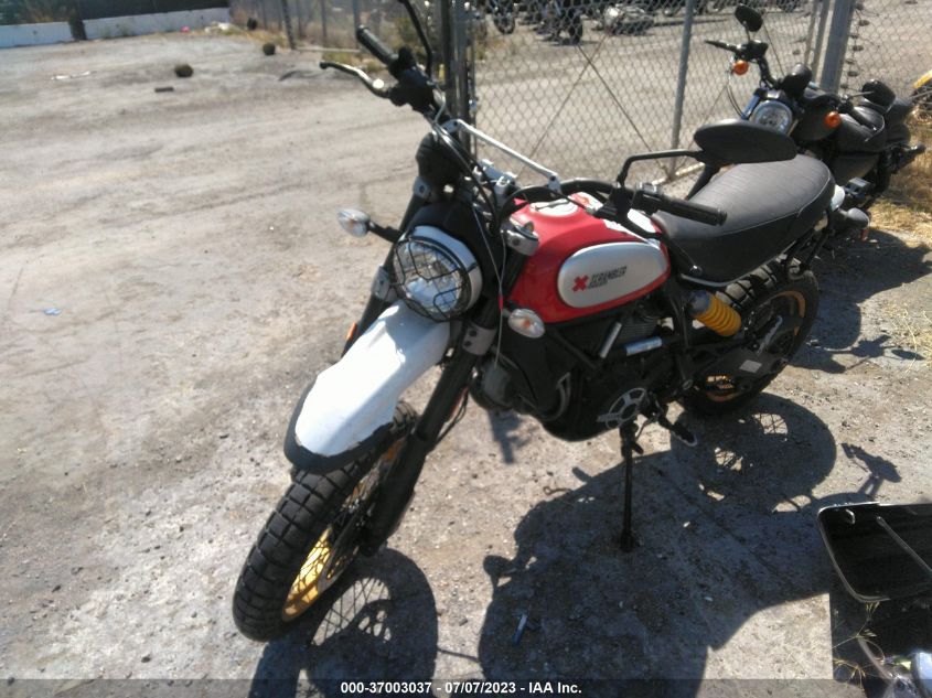 2017 DUCATI SCRAMBLER DESERT SLED ZDMKAFBM3HB000927