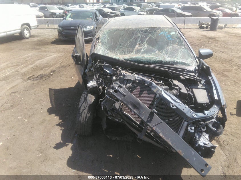 VIN 2T1BURHE1HC881519 2017 TOYOTA COROLLA L/LE/XLE/SE