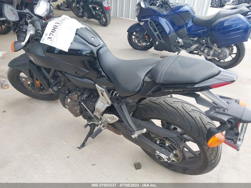 2016 YAMAHA FZ07 JYARM06E8GA005428