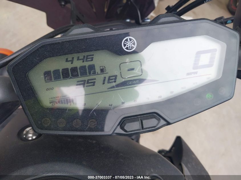2016 YAMAHA FZ07 JYARM06E8GA005428