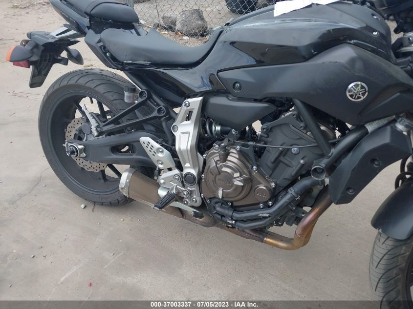 2016 YAMAHA FZ07 JYARM06E8GA005428