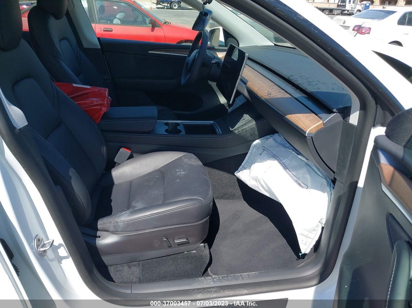 VIN 7SAYGDEE2PF625816 2023 TESLA MODEL Y LONG RANGE