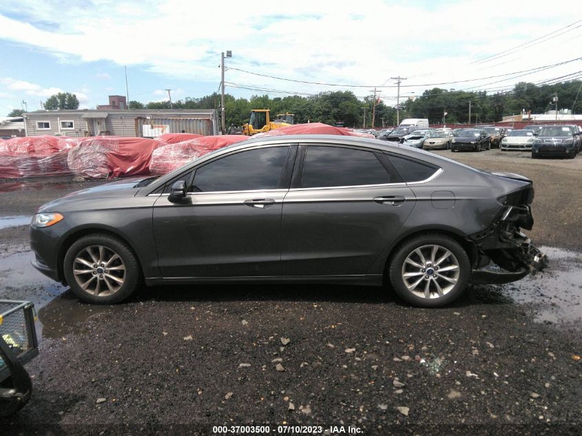 2017 FORD FUSION SE - 3FA6P0HD9HR136612