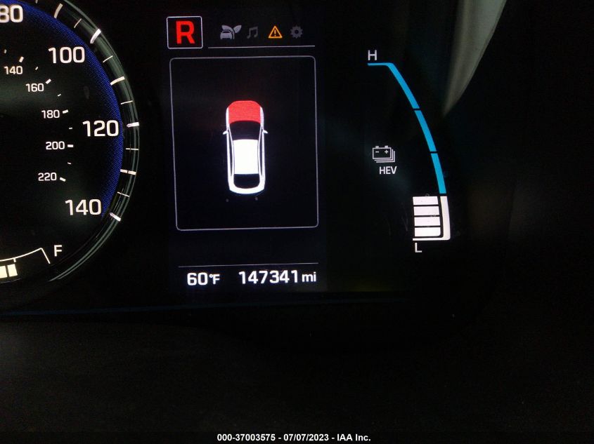 2018 HYUNDAI IONIQ PLUG-IN HYBRID - KMHC65LD7JU075629