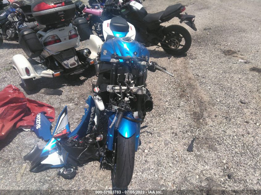 2009 SUZUKI GSX-R750 - JS1GR7LA092102069
