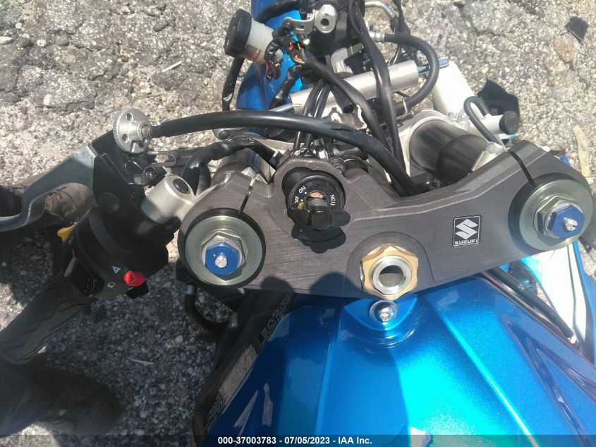 2009 SUZUKI GSX-R750 - JS1GR7LA092102069