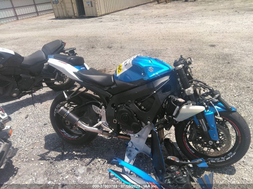 2009 SUZUKI GSX-R750 - JS1GR7LA092102069
