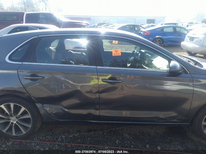 2018 HYUNDAI ELANTRA GT - KMHH35LE9JU029579