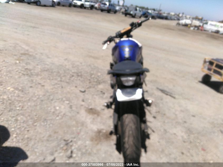 2009 YAMAHA FZ6 R - JYARJ18E99A001502