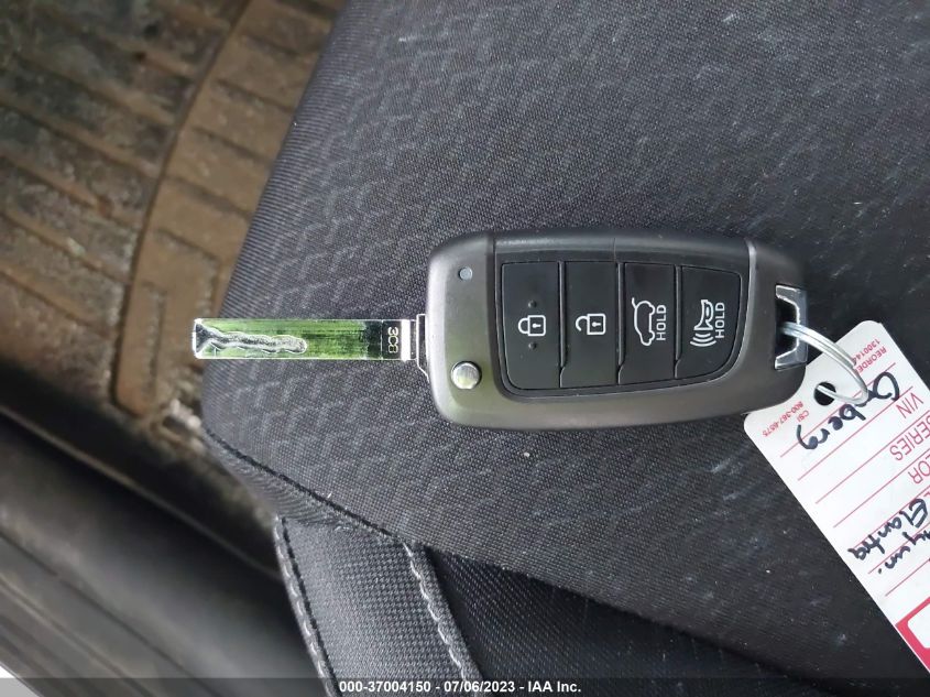 2018 HYUNDAI ELANTRA GT - KMHH35LEXJU021099