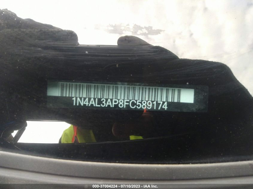 2015 NISSAN ALTIMA 2.5 SV - 1N4AL3AP8FC589174