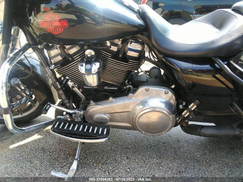 2019 HARLEY-DAVIDSON FLHT - 1HD1FVC27KB653475