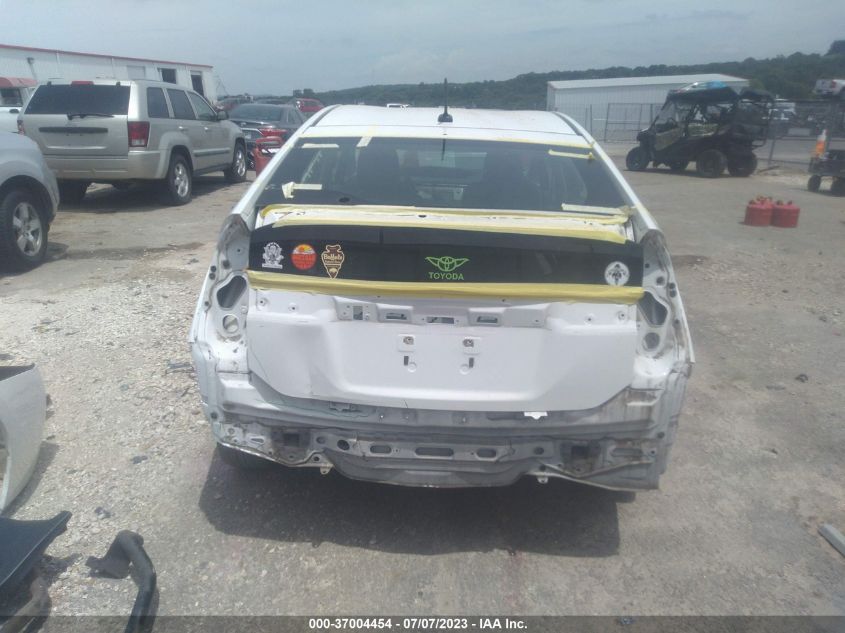 2015 TOYOTA PRIUS FOUR - JTDKN3DU3F1957895