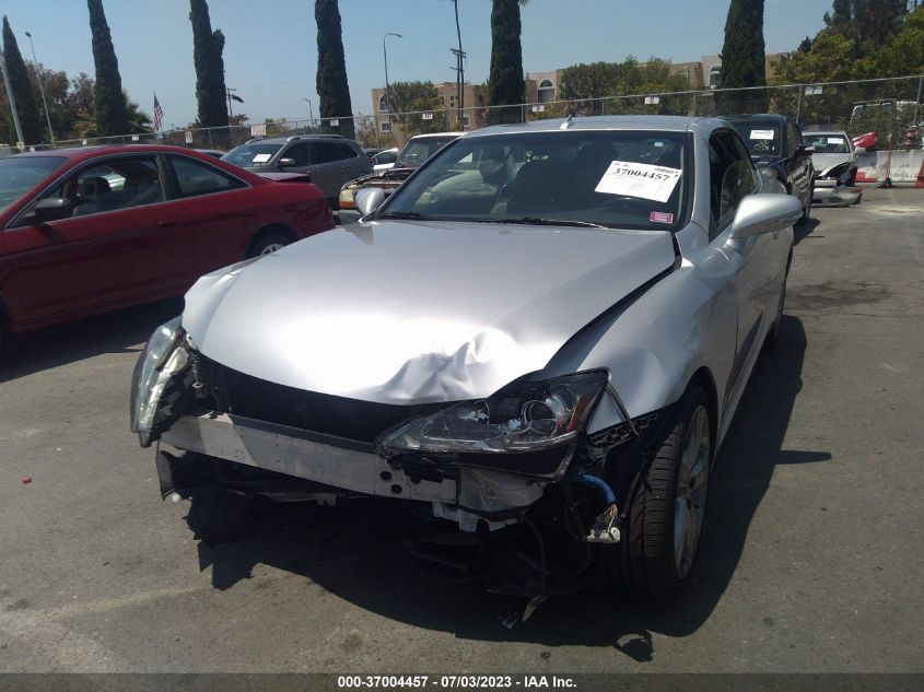 2015 LEXUS IS 250C JTHFF2C28F2532335