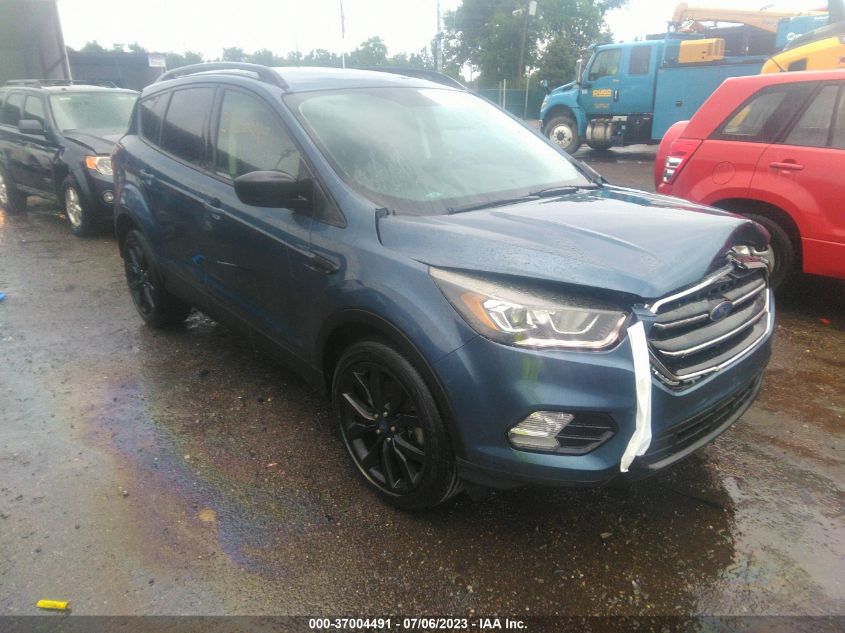 2018 FORD ESCAPE SE - 1FMCU9GD0JUA70487