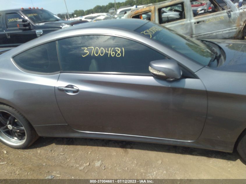 2015 HYUNDAI GENESIS  3.8 BASE - KMHHU6KJ6FU123413