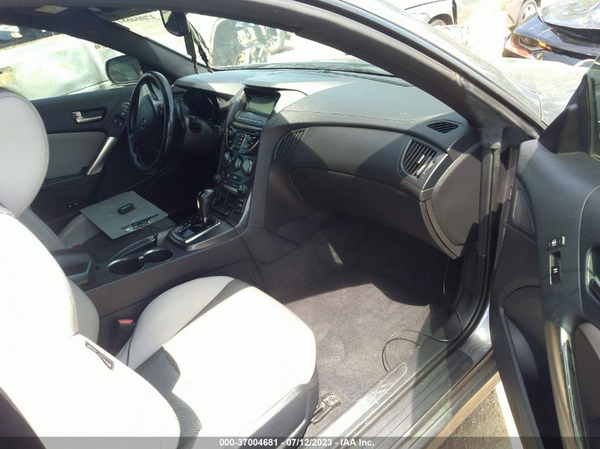 2015 HYUNDAI GENESIS  3.8 BASE - KMHHU6KJ6FU123413
