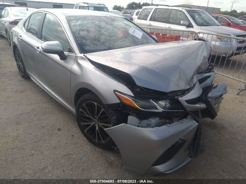 2020 TOYOTA CAMRY SE/SE NIGHT SHADE - 4T1G11AK6LU304363