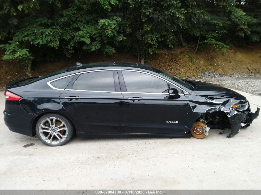 2019 FORD FUSION HYBRID TITANIUM - 3FA6P0RU4KR138886