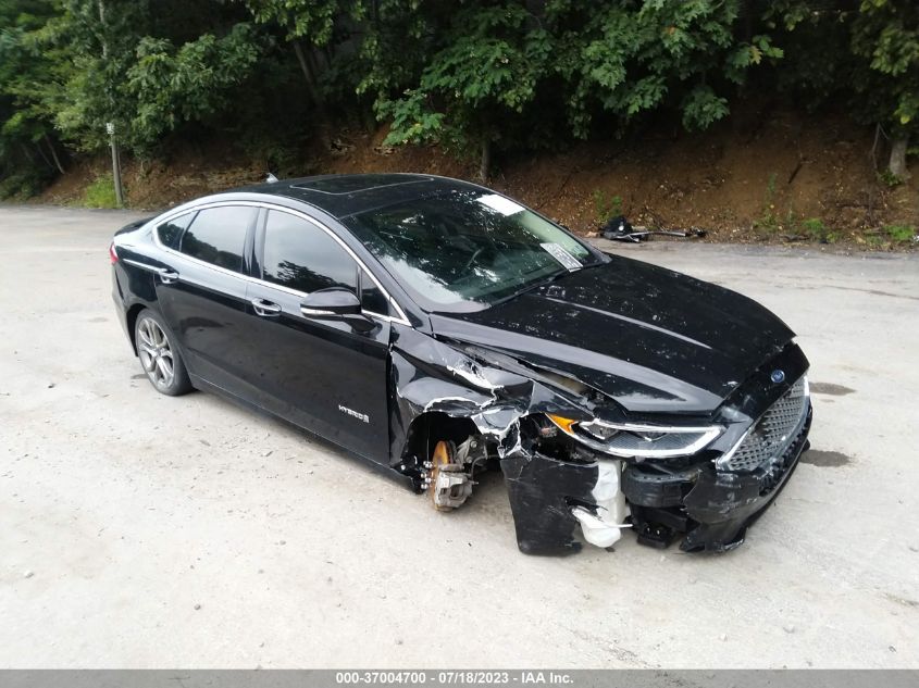 2019 FORD FUSION HYBRID TITANIUM - 3FA6P0RU4KR138886