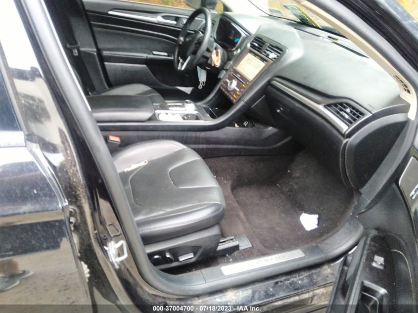 2019 FORD FUSION HYBRID TITANIUM - 3FA6P0RU4KR138886