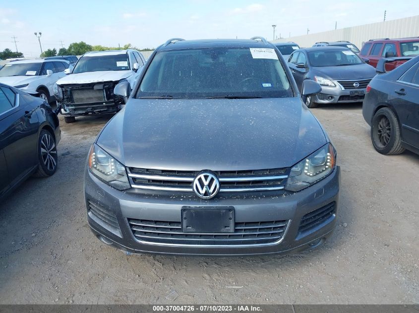 2013 VOLKSWAGEN TOUAREG LUX - WVGEF9BP0DD001260